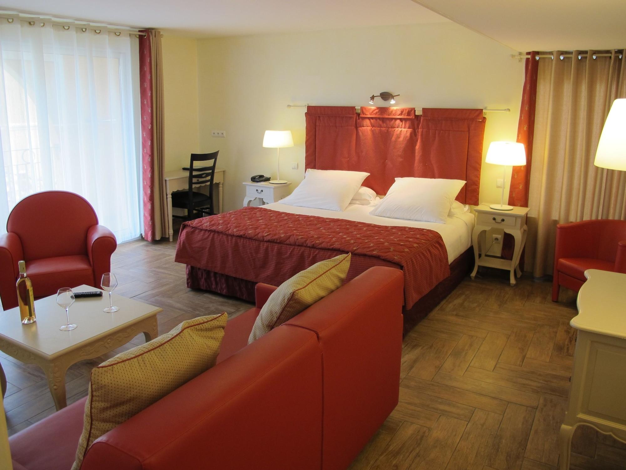 Hotel Sanary, Soleil Et Jardin - Renovation Hiver 2024-25 Екстер'єр фото