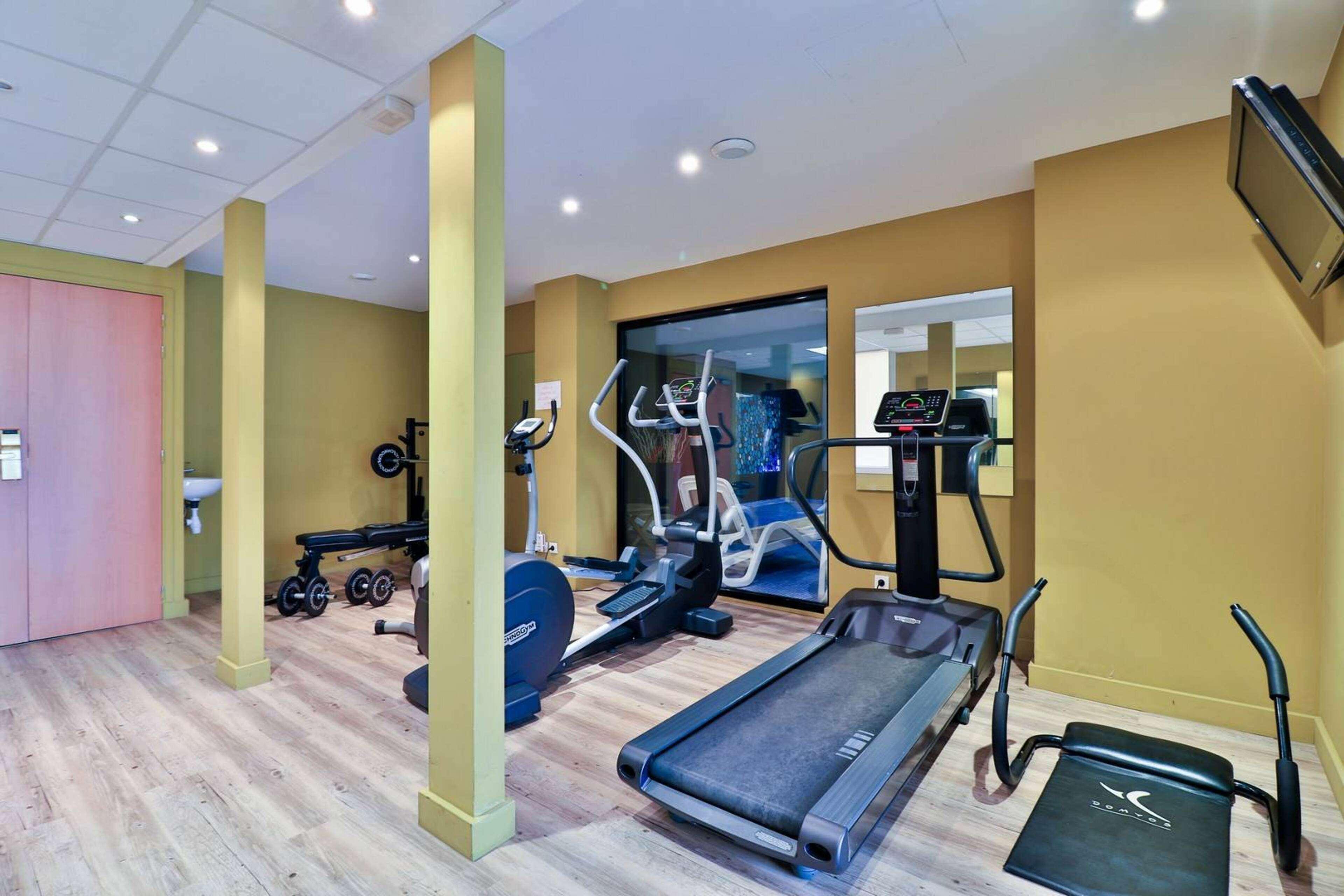 Hotel Sanary, Soleil Et Jardin - Renovation Hiver 2024-25 Екстер'єр фото