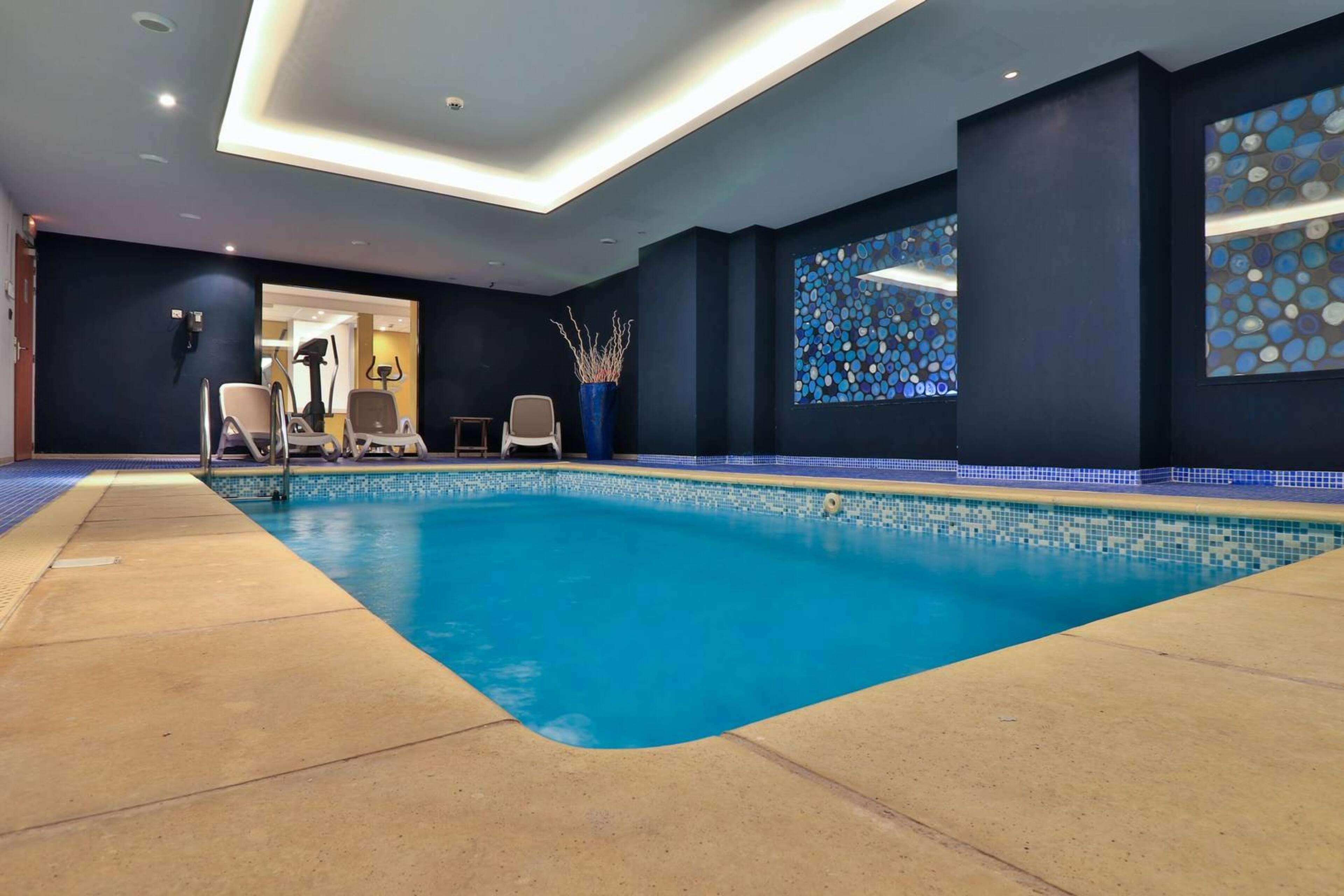 Hotel Sanary, Soleil Et Jardin - Renovation Hiver 2024-25 Екстер'єр фото