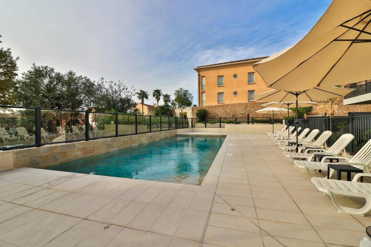 Hotel Sanary, Soleil Et Jardin - Renovation Hiver 2024-25 Екстер'єр фото