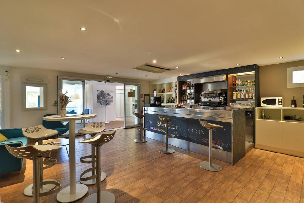 Hotel Sanary, Soleil Et Jardin - Renovation Hiver 2024-25 Екстер'єр фото