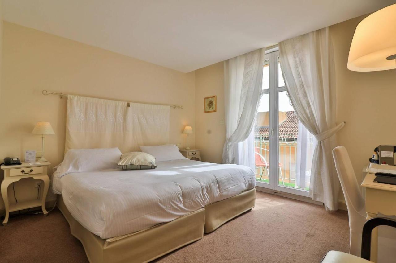 Hotel Sanary, Soleil Et Jardin - Renovation Hiver 2024-25 Екстер'єр фото